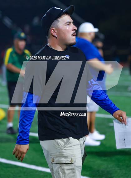 Thumbnail 2 in Moorpark vs Pueblo Central photogallery.