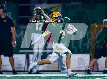 Thumbnail 2 in Moorpark vs Pueblo Central photogallery.