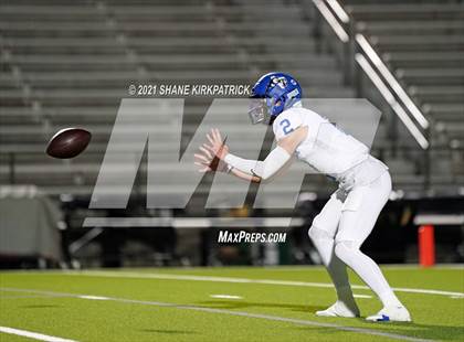 Thumbnail 1 in Scurry-Rosser vs. Gunter (UIL 3A Region 2 Bi District) photogallery.