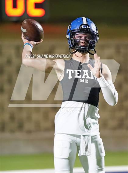 Thumbnail 2 in Scurry-Rosser vs. Gunter (UIL 3A Region 2 Bi District) photogallery.