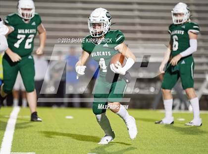 Thumbnail 3 in Scurry-Rosser vs. Gunter (UIL 3A Region 2 Bi District) photogallery.
