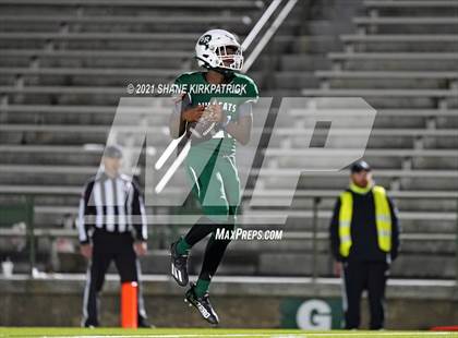 Thumbnail 2 in Scurry-Rosser vs. Gunter (UIL 3A Region 2 Bi District) photogallery.