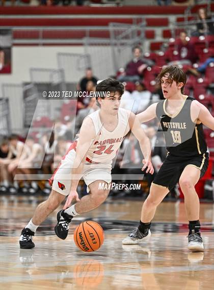 Thumbnail 2 in Farmington vs Pottsville (AAA 4A-North Regional first round) photogallery.