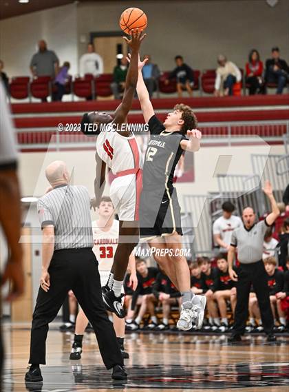 Thumbnail 2 in Farmington vs Pottsville (AAA 4A-North Regional first round) photogallery.