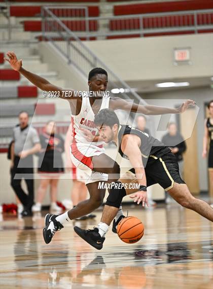 Thumbnail 1 in Farmington vs Pottsville (AAA 4A-North Regional first round) photogallery.