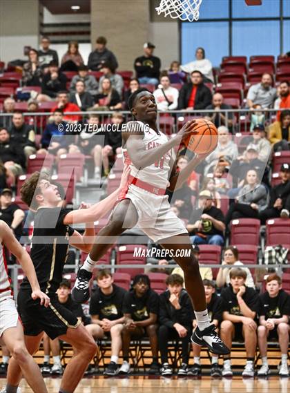 Thumbnail 2 in Farmington vs Pottsville (AAA 4A-North Regional first round) photogallery.