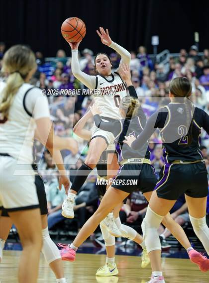 Thumbnail 2 in Nocona vs. San Saba (UIL 2A Basketball Division I Final) photogallery.