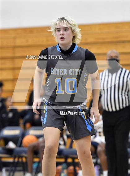 Thumbnail 2 in River City @ Inderkum photogallery.