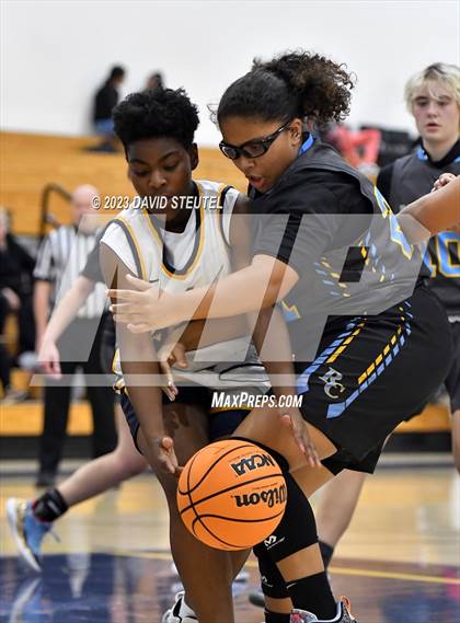 Thumbnail 2 in River City @ Inderkum photogallery.