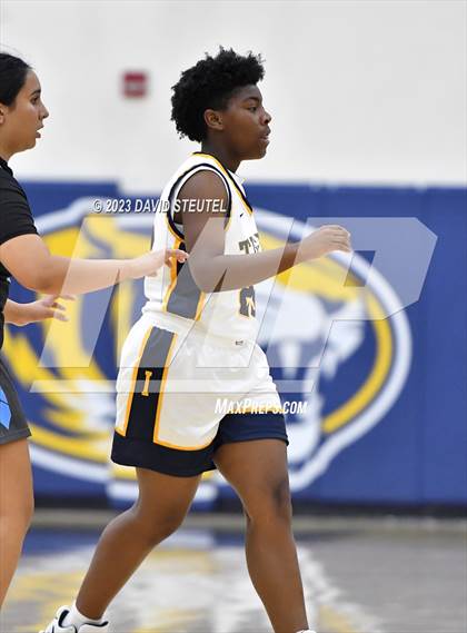 Thumbnail 3 in River City @ Inderkum photogallery.