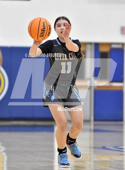 Thumbnail 2 in River City @ Inderkum photogallery.
