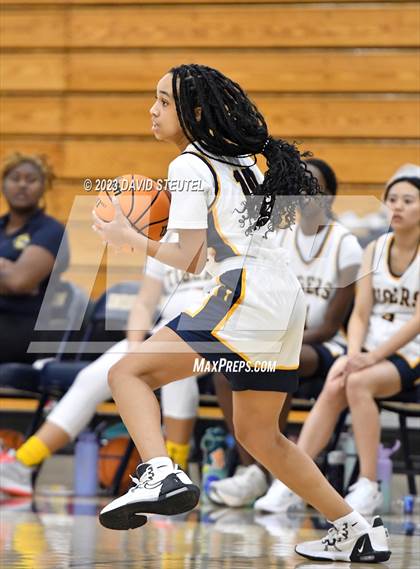 Thumbnail 1 in River City @ Inderkum photogallery.