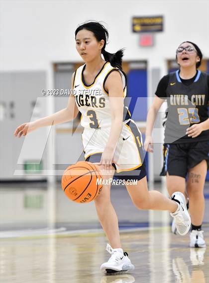 Thumbnail 1 in River City @ Inderkum photogallery.