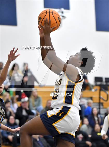 Thumbnail 2 in River City @ Inderkum photogallery.