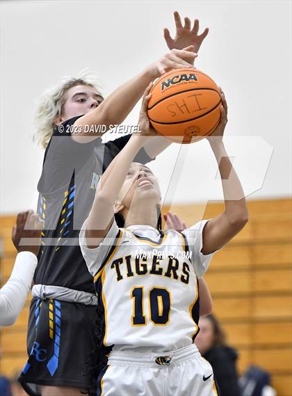 Thumbnail 1 in River City @ Inderkum photogallery.