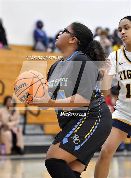 Thumbnail 1 in River City @ Inderkum photogallery.
