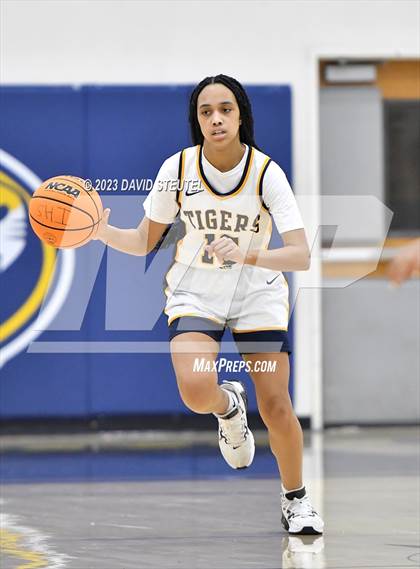 Thumbnail 2 in River City @ Inderkum photogallery.