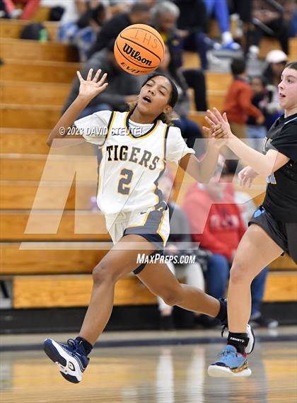Thumbnail 3 in River City @ Inderkum photogallery.