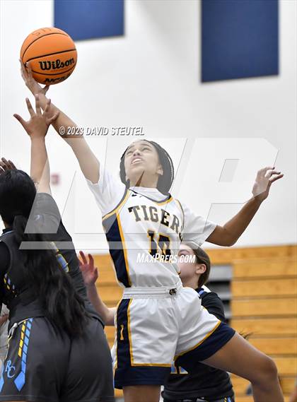 Thumbnail 3 in River City @ Inderkum photogallery.