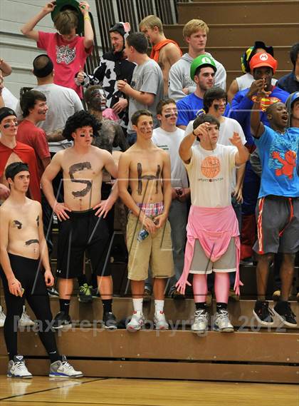 Thumbnail 2 in Bishop Shanahan vs. Strath Haven (PIAA Class AAA 1st Round) photogallery.