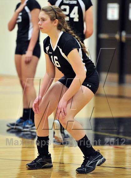 Thumbnail 3 in Bishop Shanahan vs. Strath Haven (PIAA Class AAA 1st Round) photogallery.