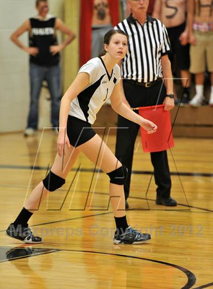 Thumbnail 2 in Bishop Shanahan vs. Strath Haven (PIAA Class AAA 1st Round) photogallery.