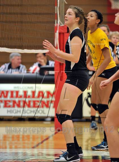 Thumbnail 1 in Bishop Shanahan vs. Strath Haven (PIAA Class AAA 1st Round) photogallery.