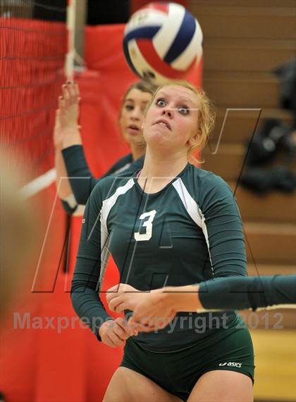 Thumbnail 2 in Bishop Shanahan vs. Strath Haven (PIAA Class AAA 1st Round) photogallery.