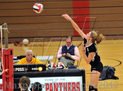 Thumbnail 3 in Bishop Shanahan vs. Strath Haven (PIAA Class AAA 1st Round) photogallery.