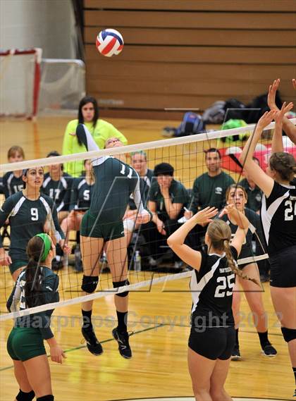 Thumbnail 2 in Bishop Shanahan vs. Strath Haven (PIAA Class AAA 1st Round) photogallery.