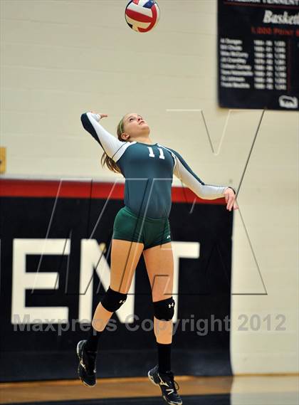 Thumbnail 3 in Bishop Shanahan vs. Strath Haven (PIAA Class AAA 1st Round) photogallery.