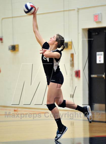 Thumbnail 2 in Bishop Shanahan vs. Strath Haven (PIAA Class AAA 1st Round) photogallery.