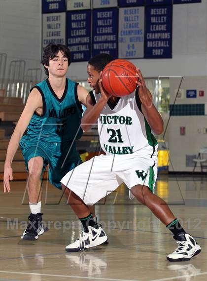 Thumbnail 1 in Malibu vs Victor Valley (MaxPreps Holiday Classic) photogallery.