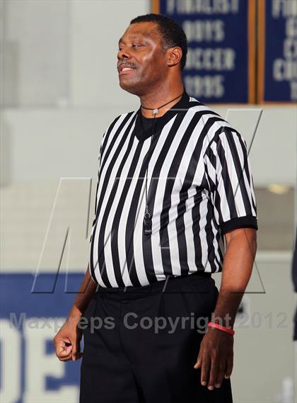 Thumbnail 2 in Malibu vs Victor Valley (MaxPreps Holiday Classic) photogallery.
