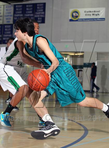 Thumbnail 2 in Malibu vs Victor Valley (MaxPreps Holiday Classic) photogallery.