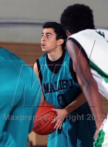 Thumbnail 1 in Malibu vs Victor Valley (MaxPreps Holiday Classic) photogallery.