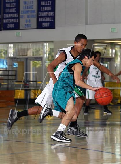 Thumbnail 1 in Malibu vs Victor Valley (MaxPreps Holiday Classic) photogallery.