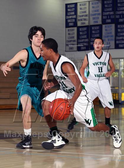 Thumbnail 2 in Malibu vs Victor Valley (MaxPreps Holiday Classic) photogallery.