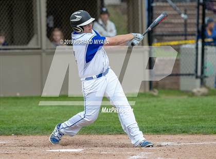 Thumbnail 3 in White Mountains vs. Gilford (NHIAA D3 Semifinal) photogallery.