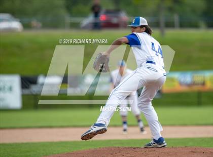 Thumbnail 3 in White Mountains vs. Gilford (NHIAA D3 Semifinal) photogallery.