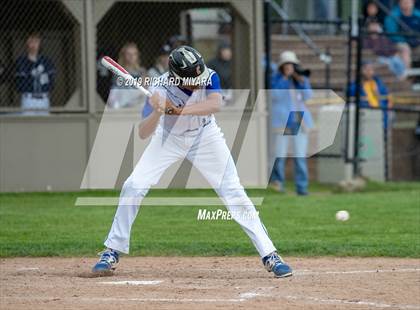 Thumbnail 2 in White Mountains vs. Gilford (NHIAA D3 Semifinal) photogallery.