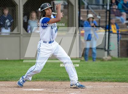 Thumbnail 1 in White Mountains vs. Gilford (NHIAA D3 Semifinal) photogallery.