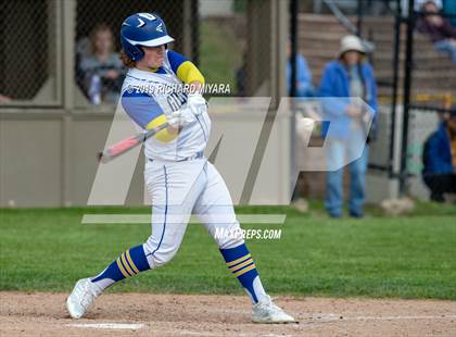 Thumbnail 3 in White Mountains vs. Gilford (NHIAA D3 Semifinal) photogallery.