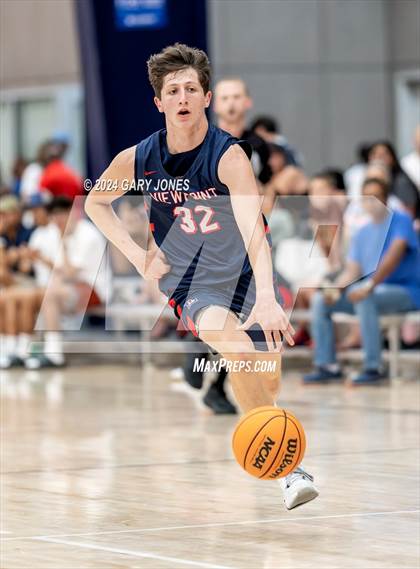 Thumbnail 3 in Whitney vs Viewpoint (Cali Live Boys 2024) photogallery.