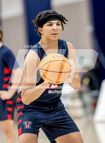 Thumbnail 1 in Whitney vs Viewpoint (Cali Live Boys 2024) photogallery.