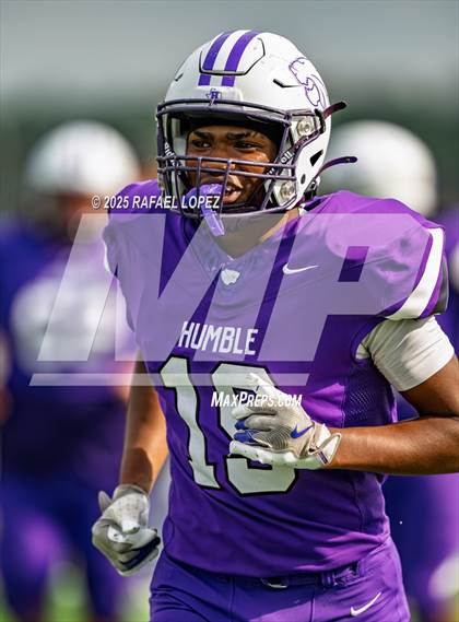 Thumbnail 1 in Goose Creek Memorial @ Humble photogallery.