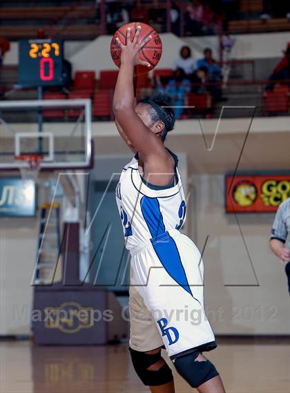 Thumbnail 2 in Krum vs. Palo Duro (Fantasy of Lights) photogallery.