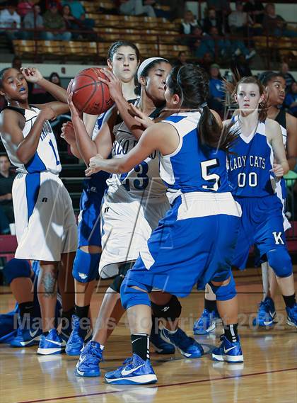 Thumbnail 3 in Krum vs. Palo Duro (Fantasy of Lights) photogallery.