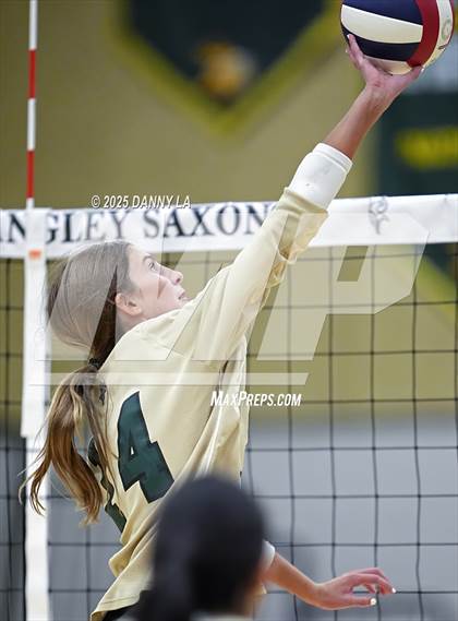 Thumbnail 2 in JV: Washington-Liberty @ Langley photogallery.