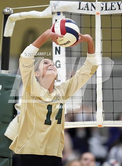 Thumbnail 2 in JV: Washington-Liberty @ Langley photogallery.